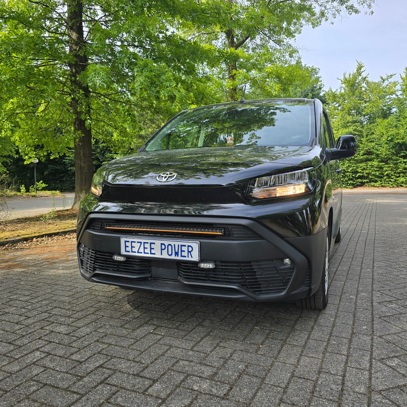 Shadow Vision 30" light bar integration kit Toyota Proace City 2024+