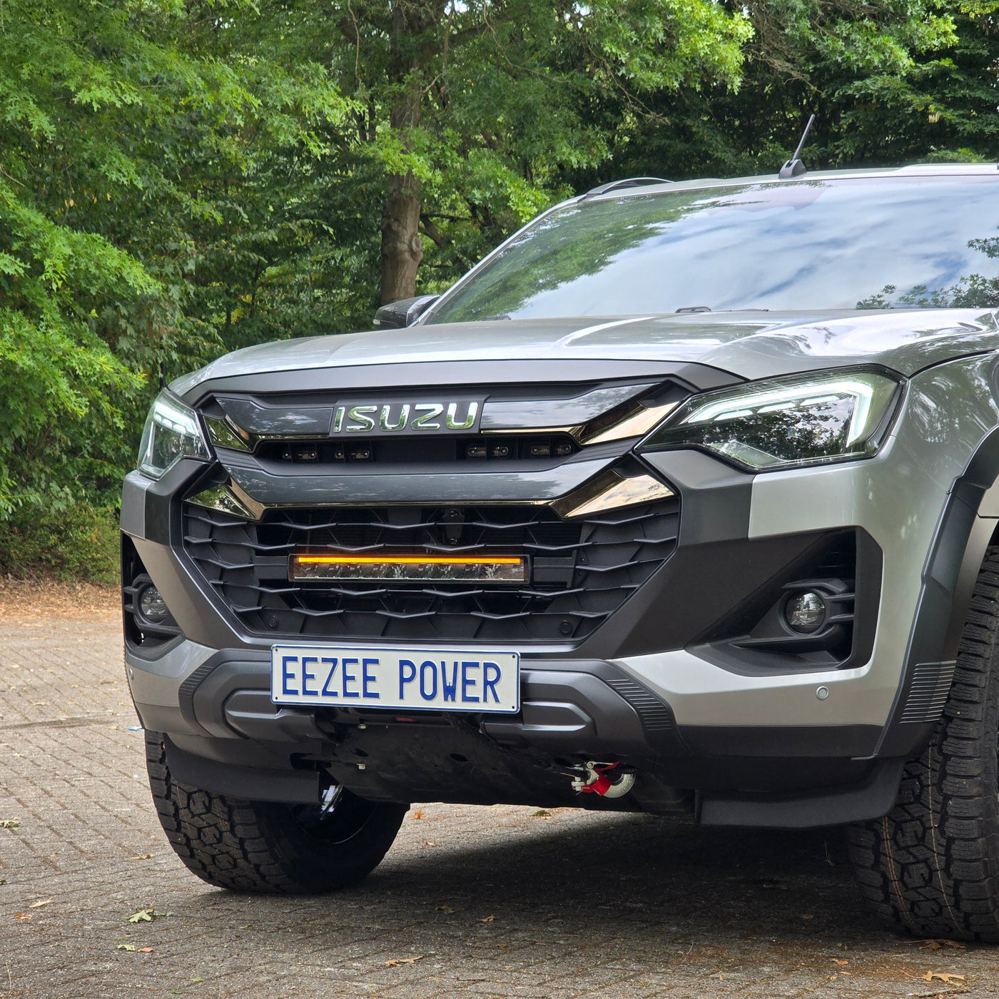 Clear Vision 20" light bar integration kit Isuzu D-max 2025+