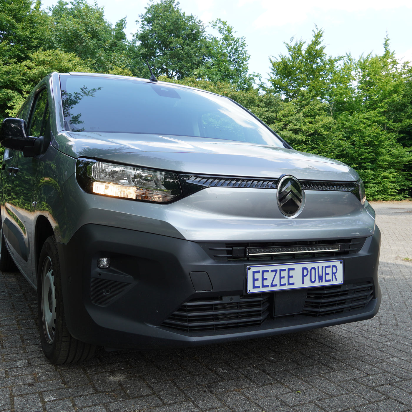 Shadow Vision 20" light bar integration kit Citroën Berlingo 2024+