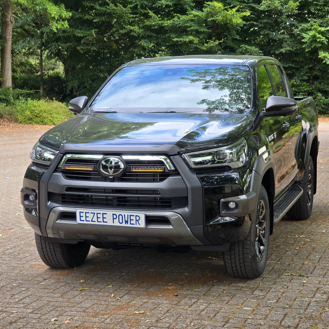 Shadow Vision double 10" light bar integration kit Toyota Hilux Invincible 2021+